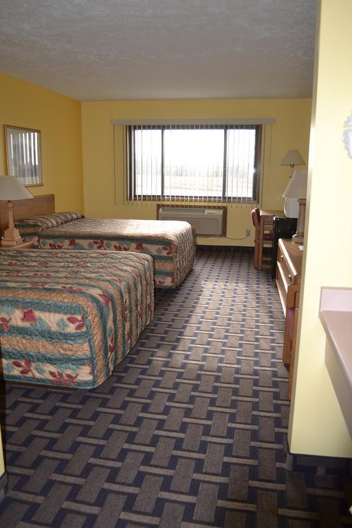 Sky Lodge Inn & Suites - 델라번 외부 사진